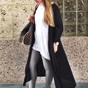 Solid White lularoe Irma tunic , XS